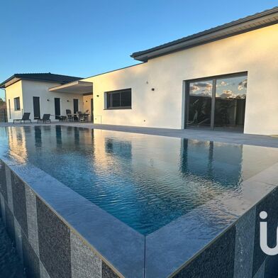 Maison 5 pièces 749000 €