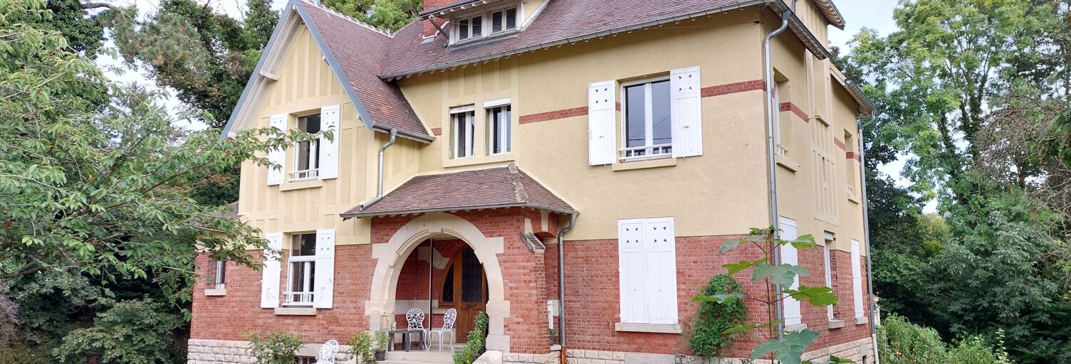 Maison 10 Pièces 224 m² à vendre à Saint-Just-en-Chaussée (60130)