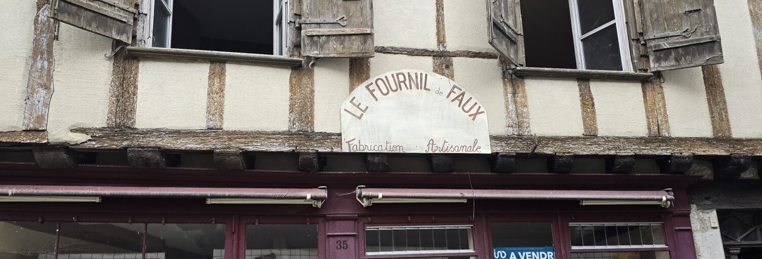 Immeuble  181 m² à vendre à Issigeac (24560)