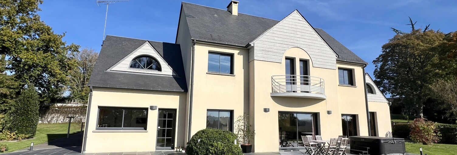 Maison 8 Pièces 296 m² à vendre à Saint-Lô (50000)