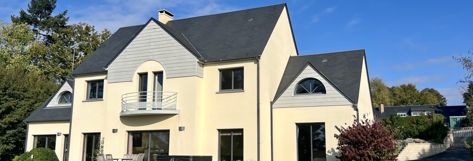 Maison 8 Pièces 296 m² à vendre à Saint-Lô (50000)