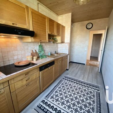 Appartement 4 pièces 150000 €