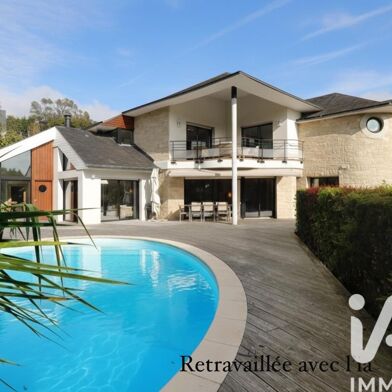 Maison 8 pièces 1227200 €