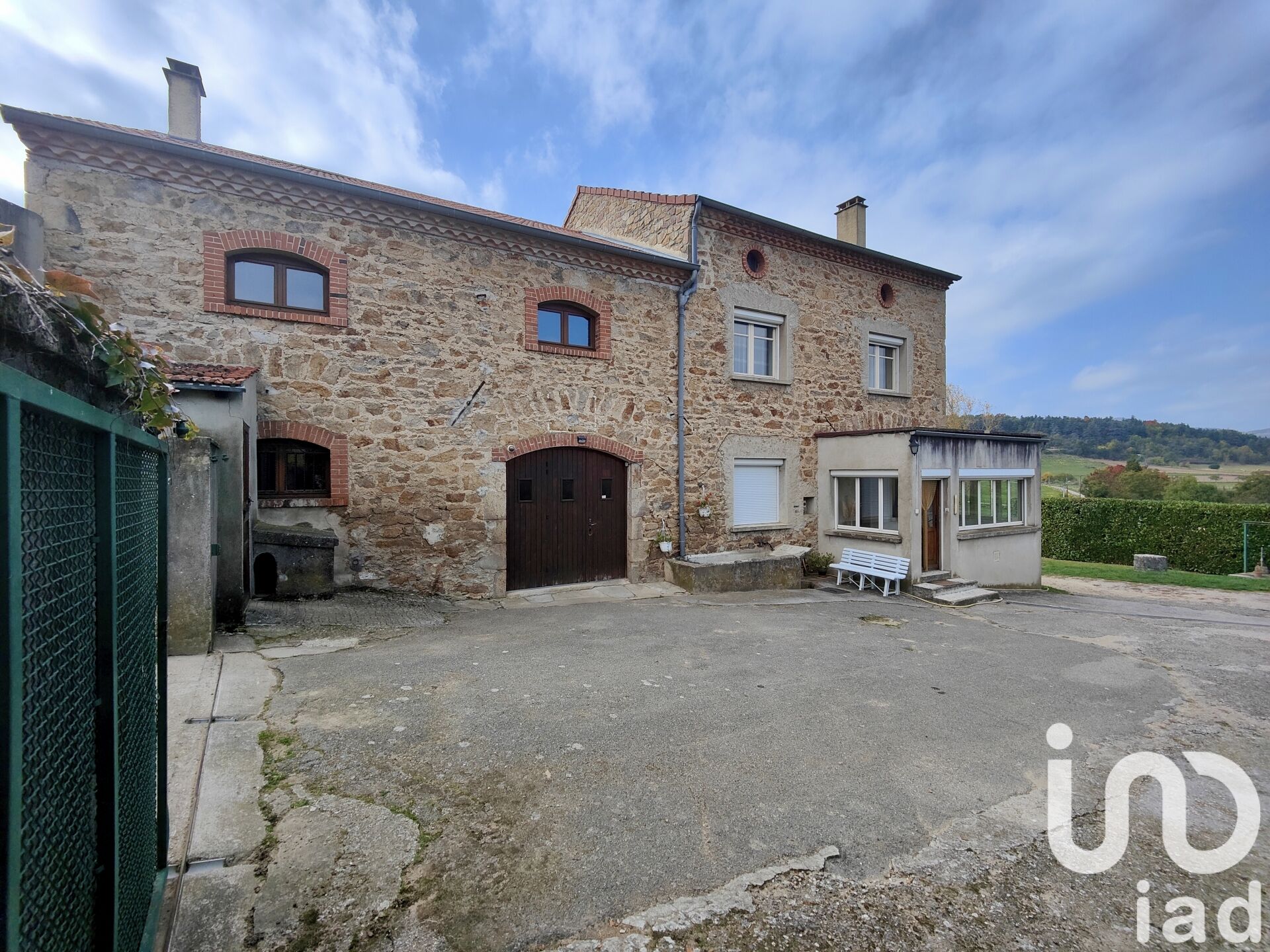 Roiffieux - 133m² - 7p. - 4ch.