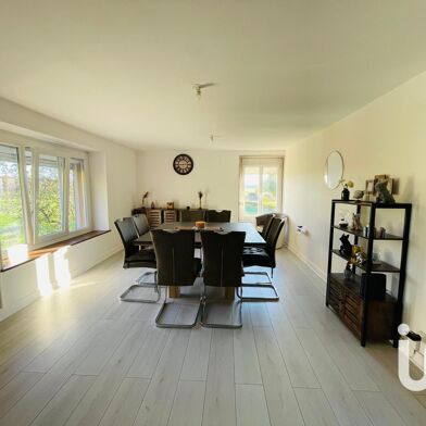 Appartement 4 pièces 137000 €