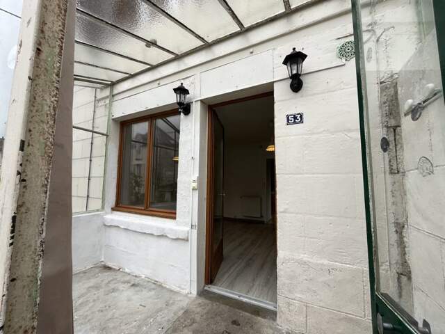 Maison de ville de 4 pièces principales — photo du bien