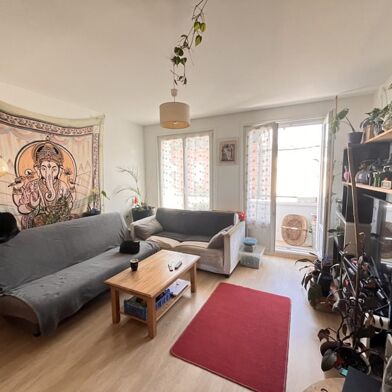 Appartement 4 pièces 82950 €