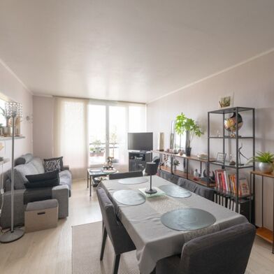 Appartement 4 pièces 210400 €