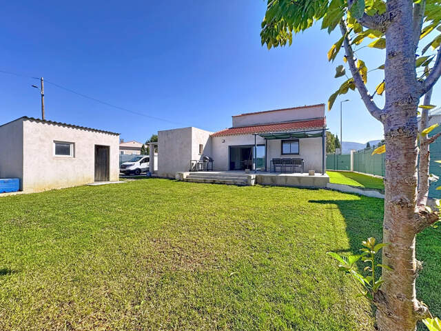 A vendre Maison 4 pièces 150 m2 sur 447 m2 centre ville — photo du bien
