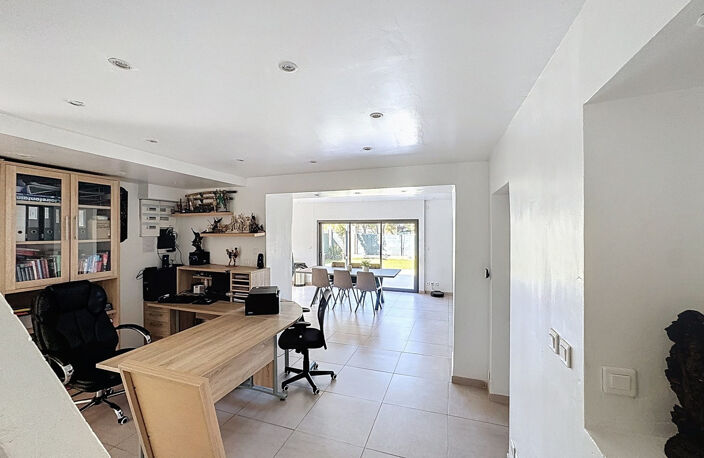 A vendre Maison 4 pièces 150 m2 sur 447 m2 centre ville — photo 2