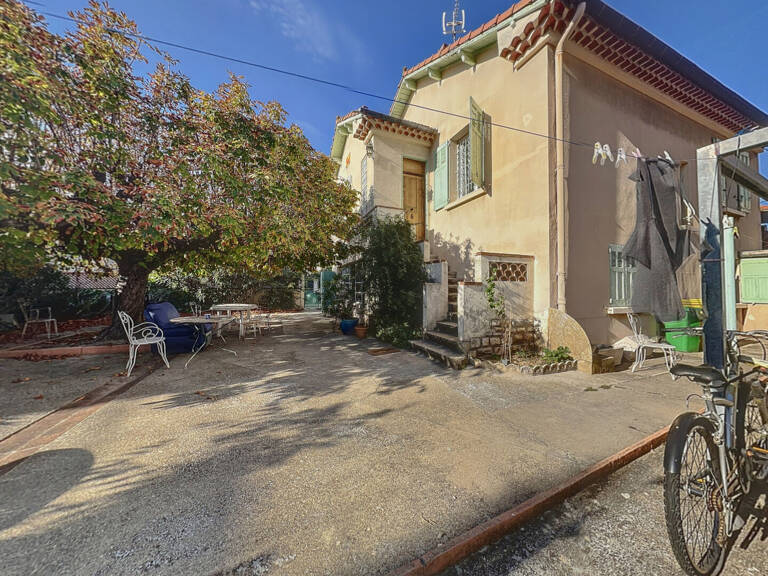 AVIGNON EXTRA MUROS - Ensemble immobilier / Maison individuelle 162m² — photo 1