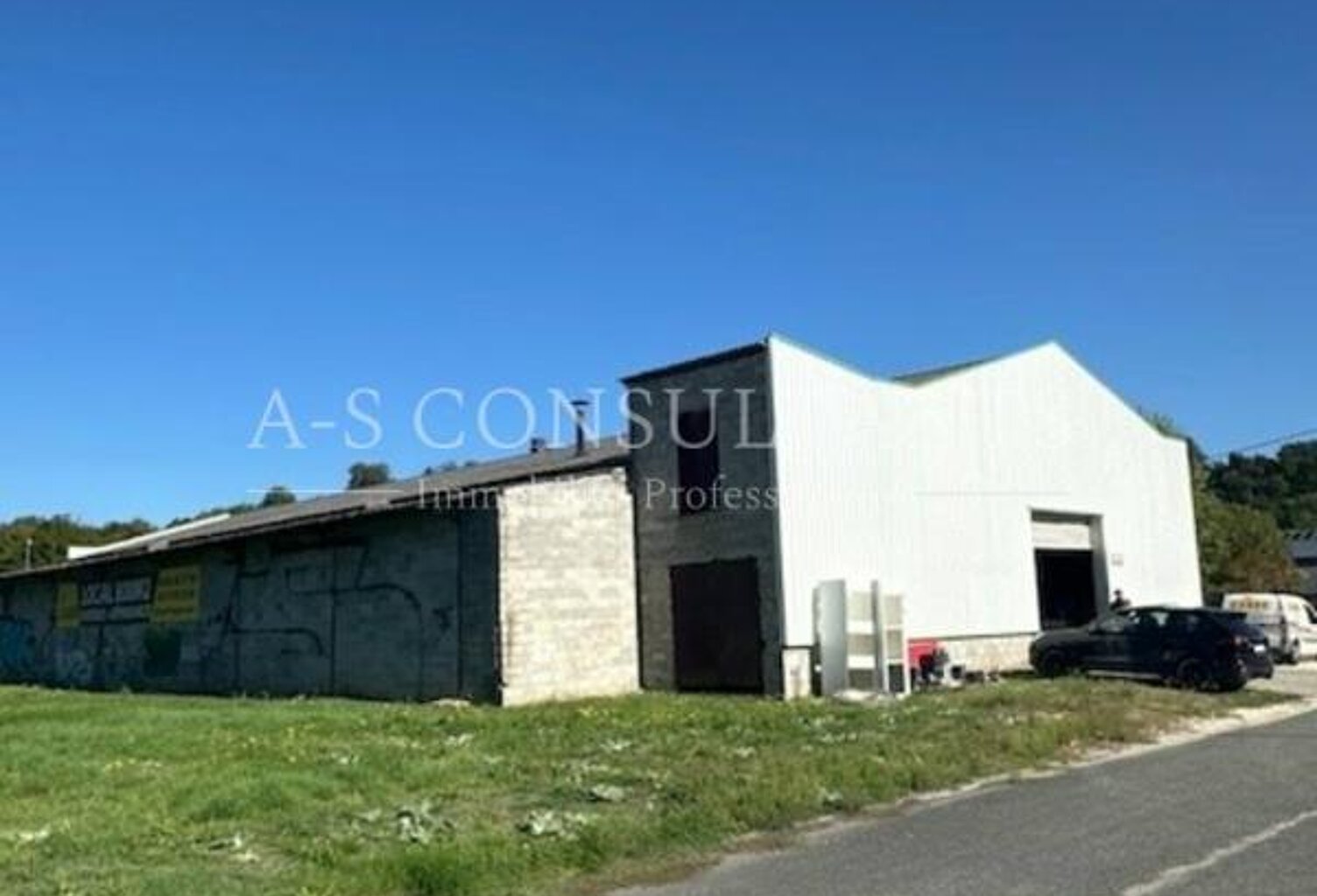 ENTREPOT à louer — photo 1