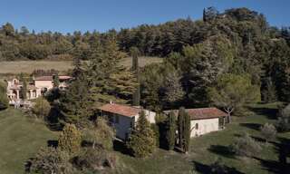 Maison 6 Pièces 255 m² à vendre à Saint-Michel-l'Observatoire (04870)