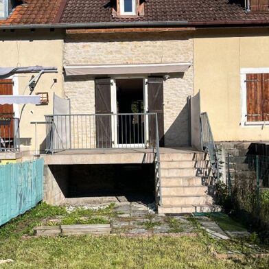 Maison 3 pièces 700 €