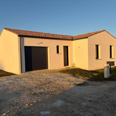 Maison 3 pièces 213000 €