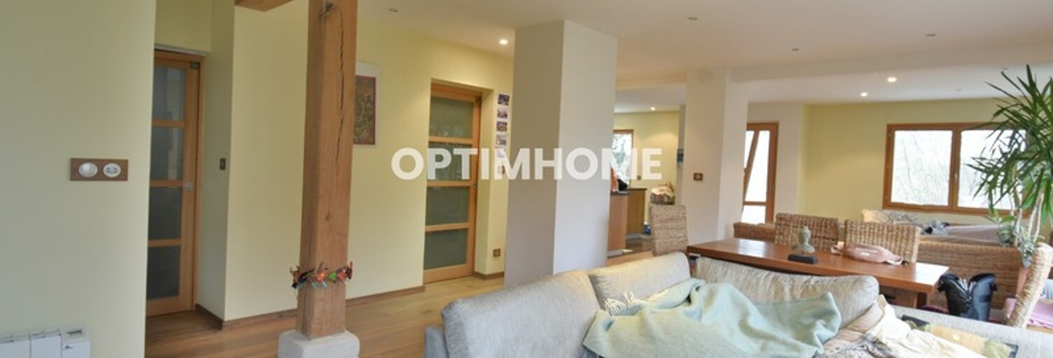 Maison 5 Pièces 126 m² à vendre à Givry (71640)