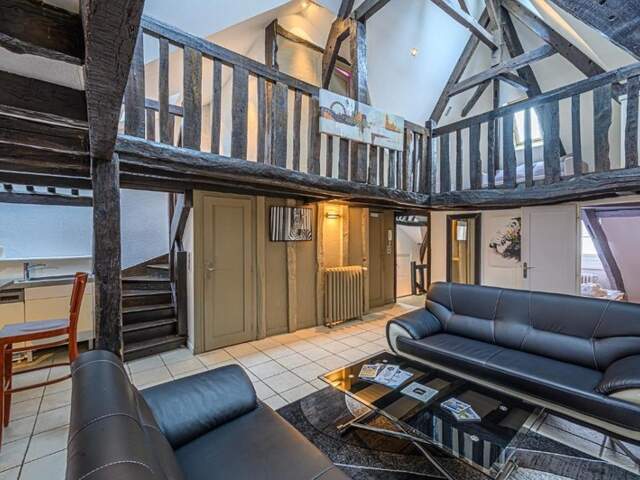 Duplex de charme au cœur du Vannes historique-Cachet et emplacement d’exception! — photo du bien
