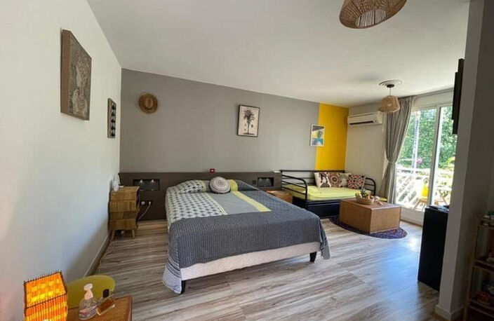 SAINT FRANCOIS (971) QUARTIER MANGANAO STUDIO MEUBLE DANS RESIDENCE AVEC PISCINE ET A 2 PAS DES PLAGES — photo 4