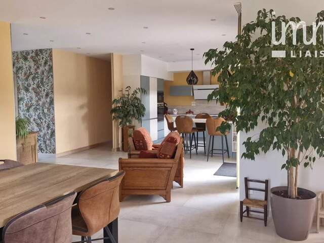 Reims Nord - Mais 190m² plein pied, Piscine — photo du bien