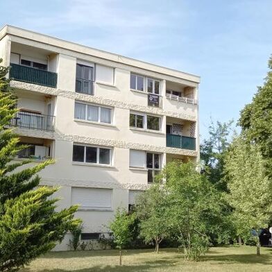 Appartement 4 pièces 1133 €