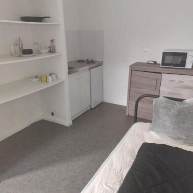 Appartement 1 pièces 660 €