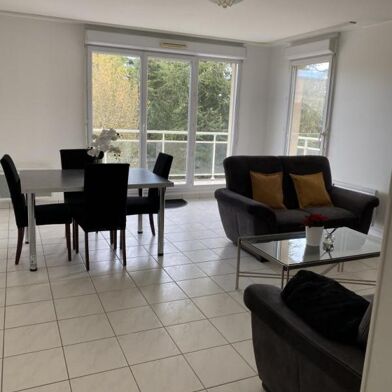Appartement 4 pièces 1380 €