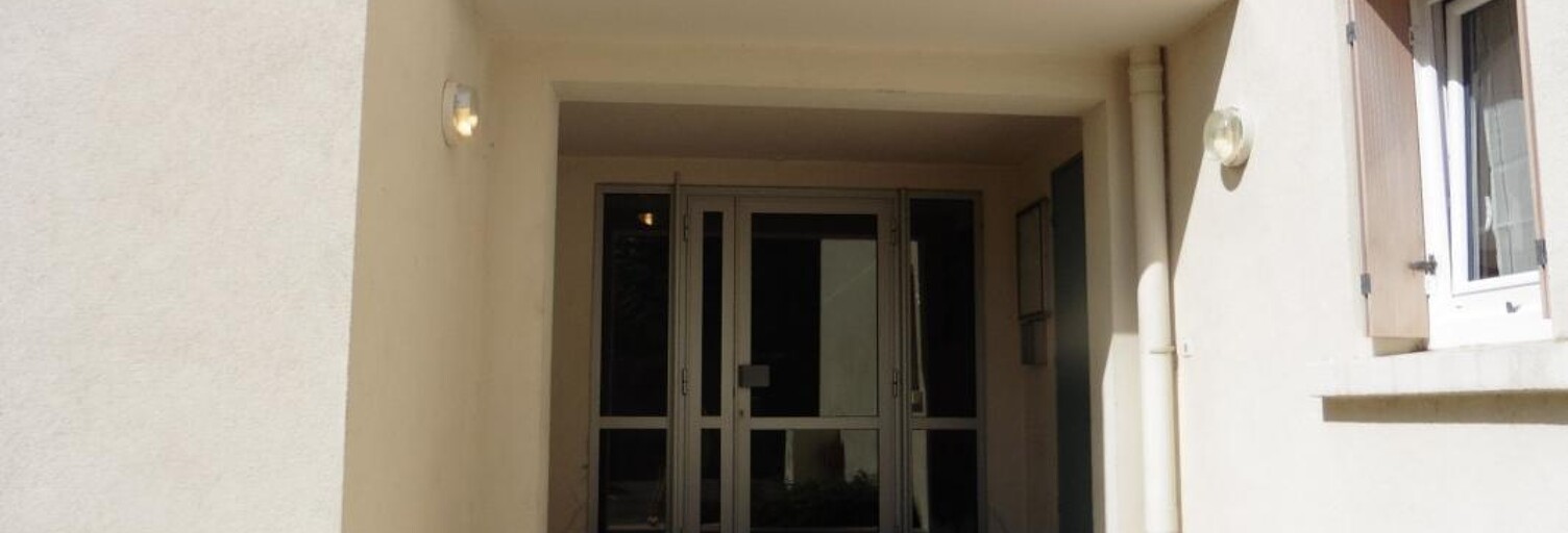 Appartement 1 Pièce 30 m² à louer à Cosne-Cours-sur-Loire (58200)