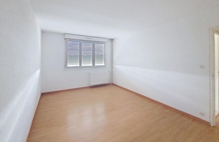 Appartement À Vendre — photo 2
