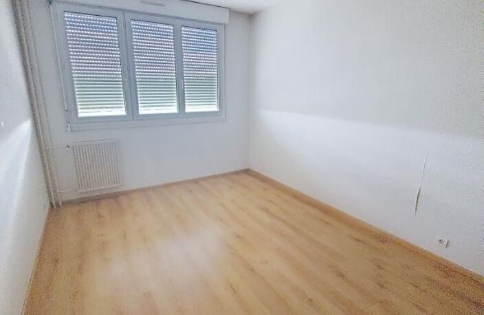 Appartement À Vendre — photo 4