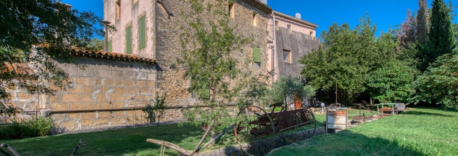 Maison 14 Pièces 400 m² à vendre à Salon-de-Provence (13300)