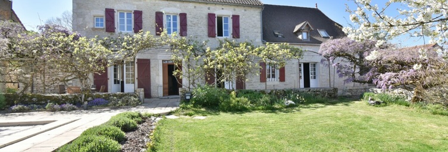 Maison 8 Pièces 190 m² à vendre à Cœur de Causse (46240)