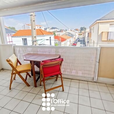 Appartement 3 pièces 383250 €