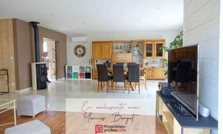 Maison 5 Pièces 138 m² à vendre à L'Herbergement (85260)