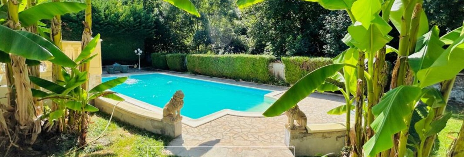 Maison 11 Pièces 300 m² à vendre à La Queue-en-Brie (94510)