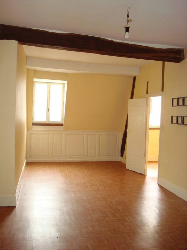 Location T2 50 m² à Dijon 560 ¤ CC /mois