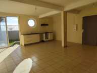 T2 VUE MER AVEC CARBET  ET SON JARDIN PRIVATIF — photo 4