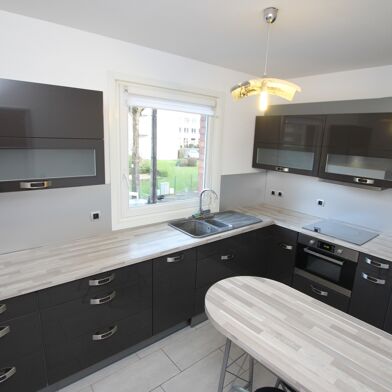 Appartement 3 pièces 215000 €