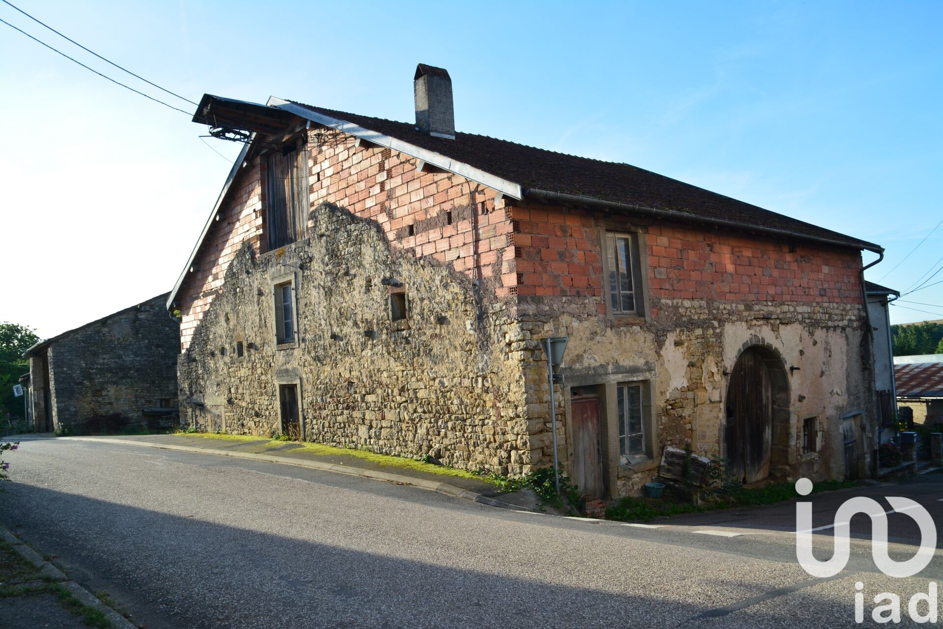 Isches - 180m² - 3p.