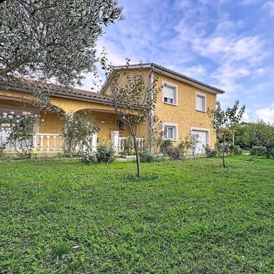 Maison 8 pièces 370975 €