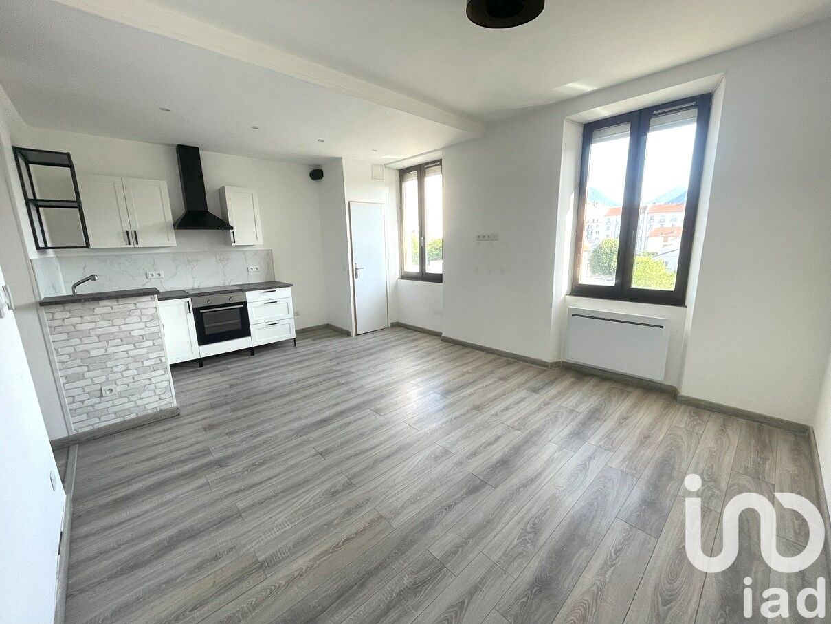 Vente Appartement 4 pièces - Photo 2