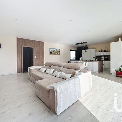 Maison 8 pièces 424000 €