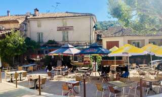 Commerce  162 m² à vendre à Ongles (04230)