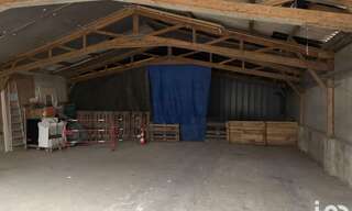 Garage  35 m² à louer à Morisel (80110)