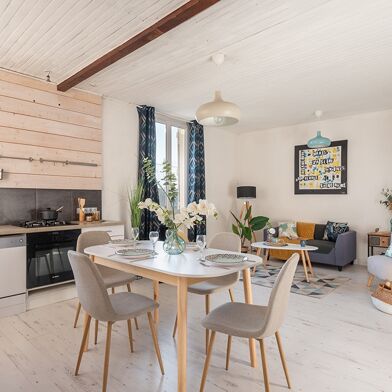 Appartement 4 pièces 880 €