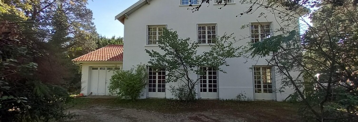 Maison 6 Pièces 180 m² à vendre à Villefranche-de-Rouergue (12200)