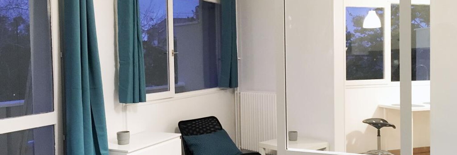 Appartement 1 Pièce 40 m² à louer à Les Ulis (91940)