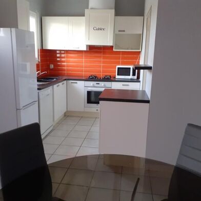 Appartement 3 pièces 850 €