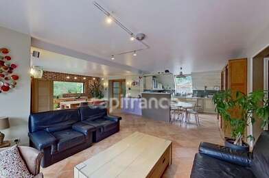 Maison 9 pièces 585000 €