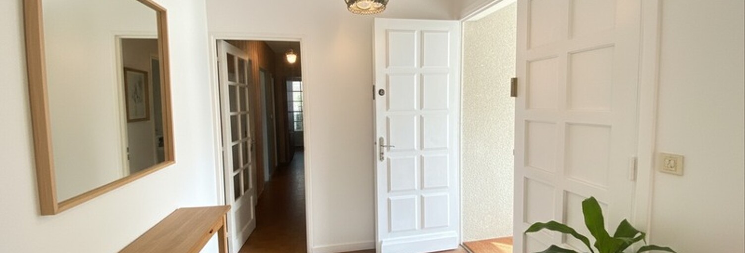 Maison 9 Pièces 199 m² à vendre à Craponne (69290)