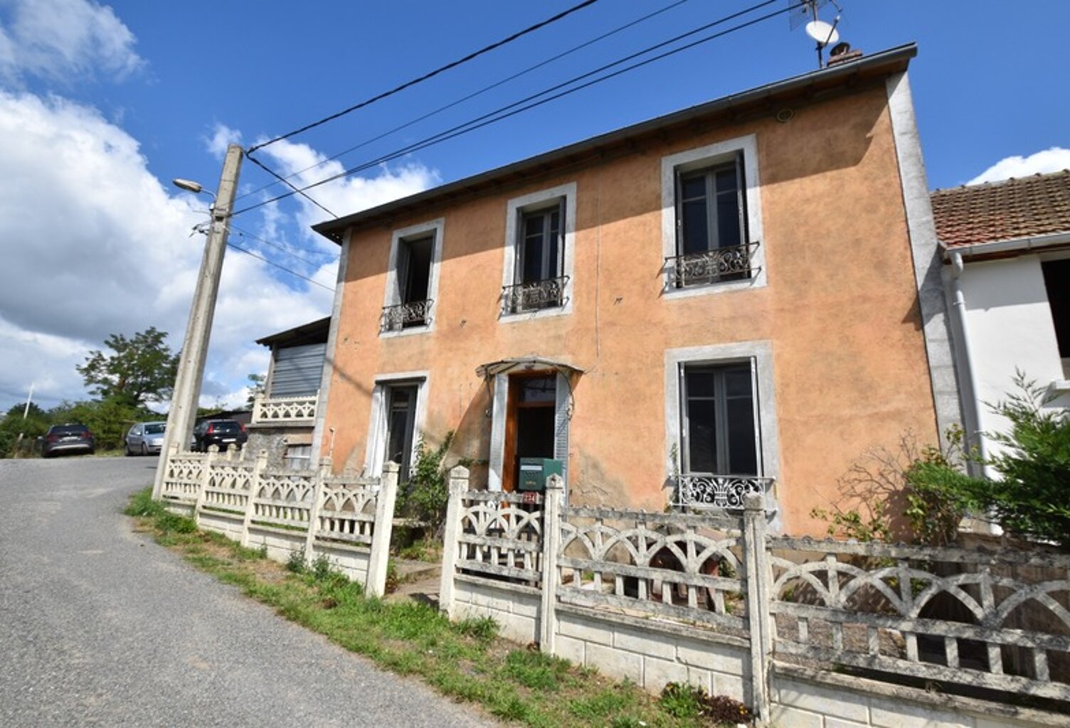 Maison à vendre 4 pièces GILLY SUR LOIRE (71) — photo 1